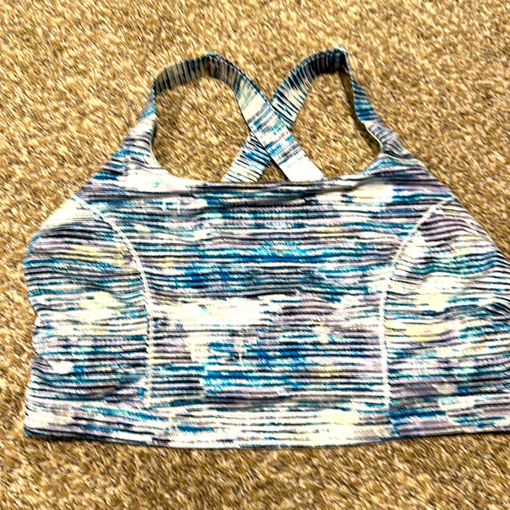 Lululemon bra size 10